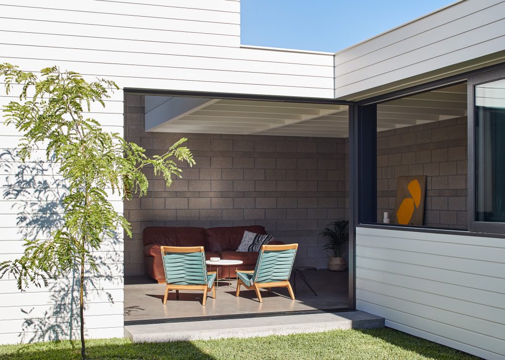 03 170207 House to catch 0568 5167