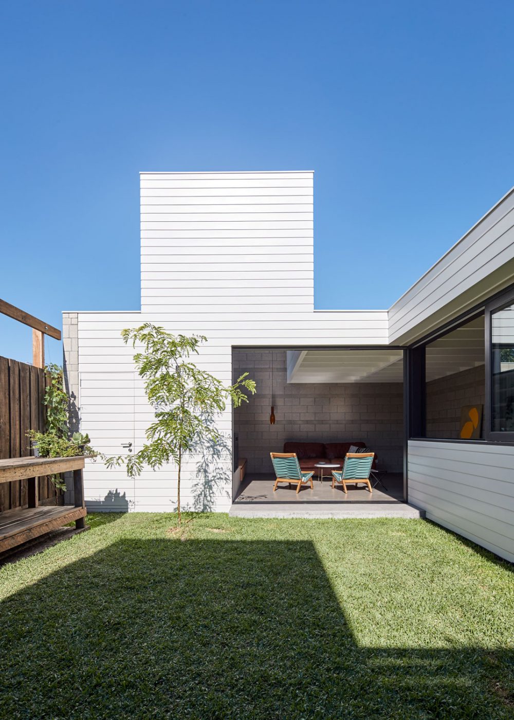 170207 House to catch 0454 Small