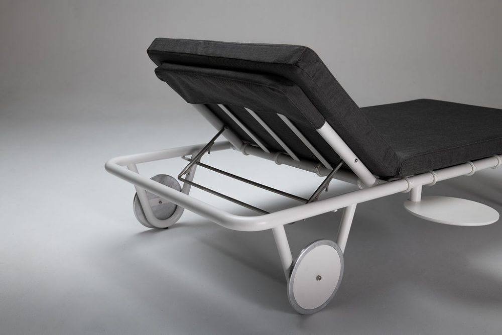 palm springs sunlounger 4