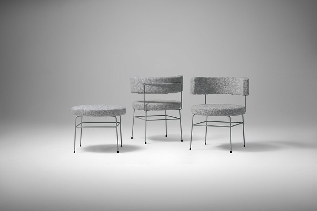 diiva lounge chair and ottoman product 1 1