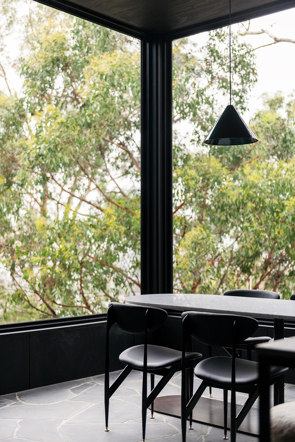 scape dining chairs and pillar table