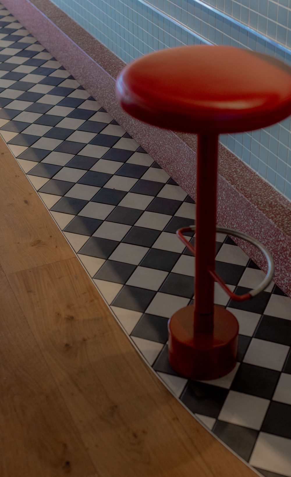 TAFFYS WINSTON HILLS 16