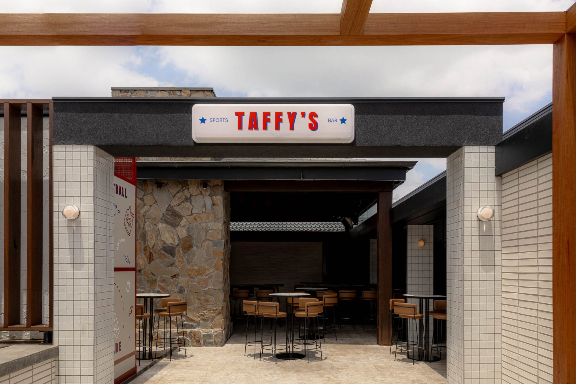 TAFFYS WINSTON HILLS 22