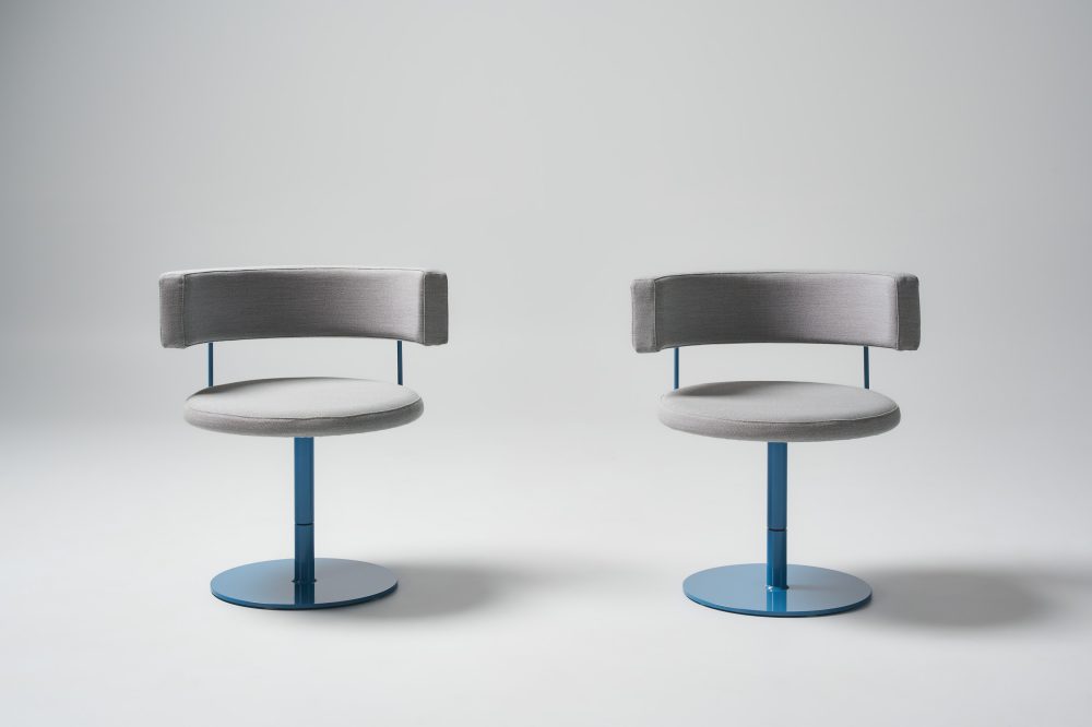 Big diiva swivel chairs in custom upholstery and wedgewood blue pc base