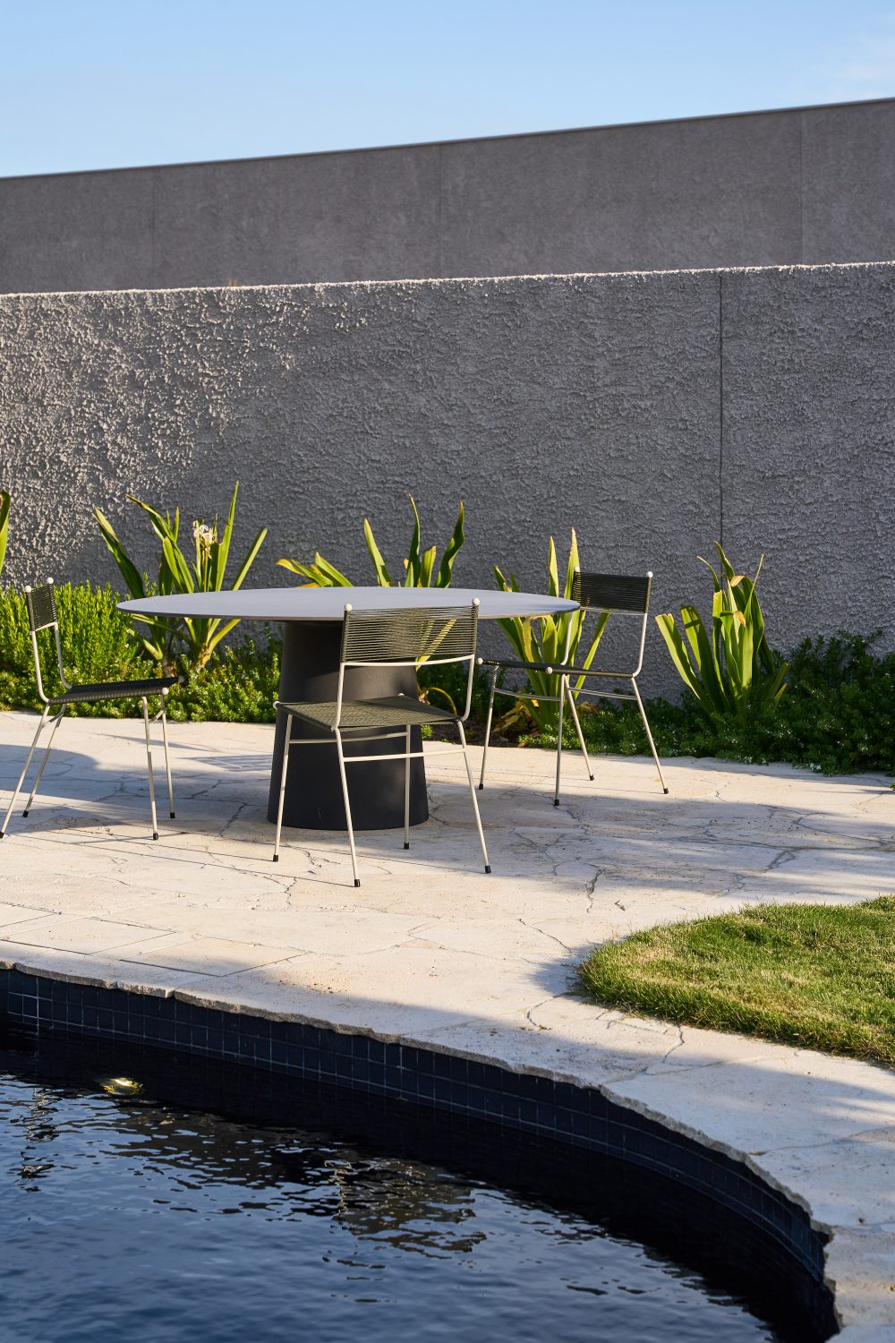 Meadmore Corded Chair 1951 fog pc w olive rope mh