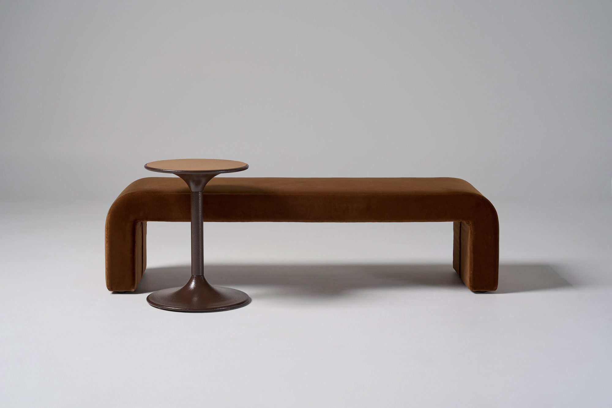 Reeno Bench and Porter Side table