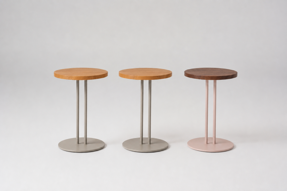 Pillar side tabes in solid oak and walnut